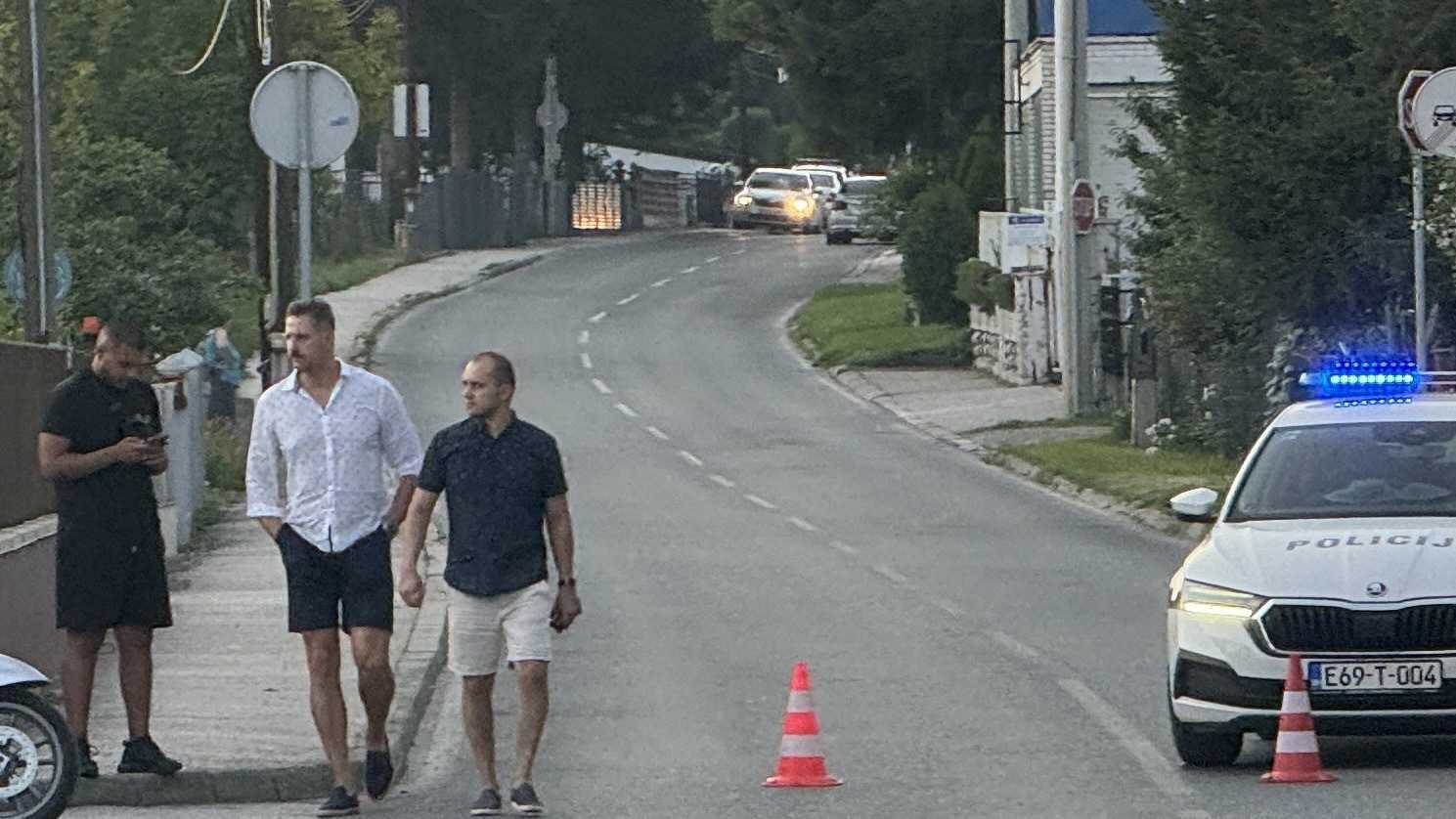 U saobraćajnoj nesreći kod Tuzle poginula žena koja je upravljala motociklom (FOTO)