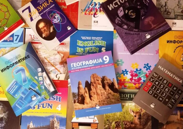 Zbog izmjena nastavnih planova i programa pripremljen 21 novi udžbenik za novu školsku godinu