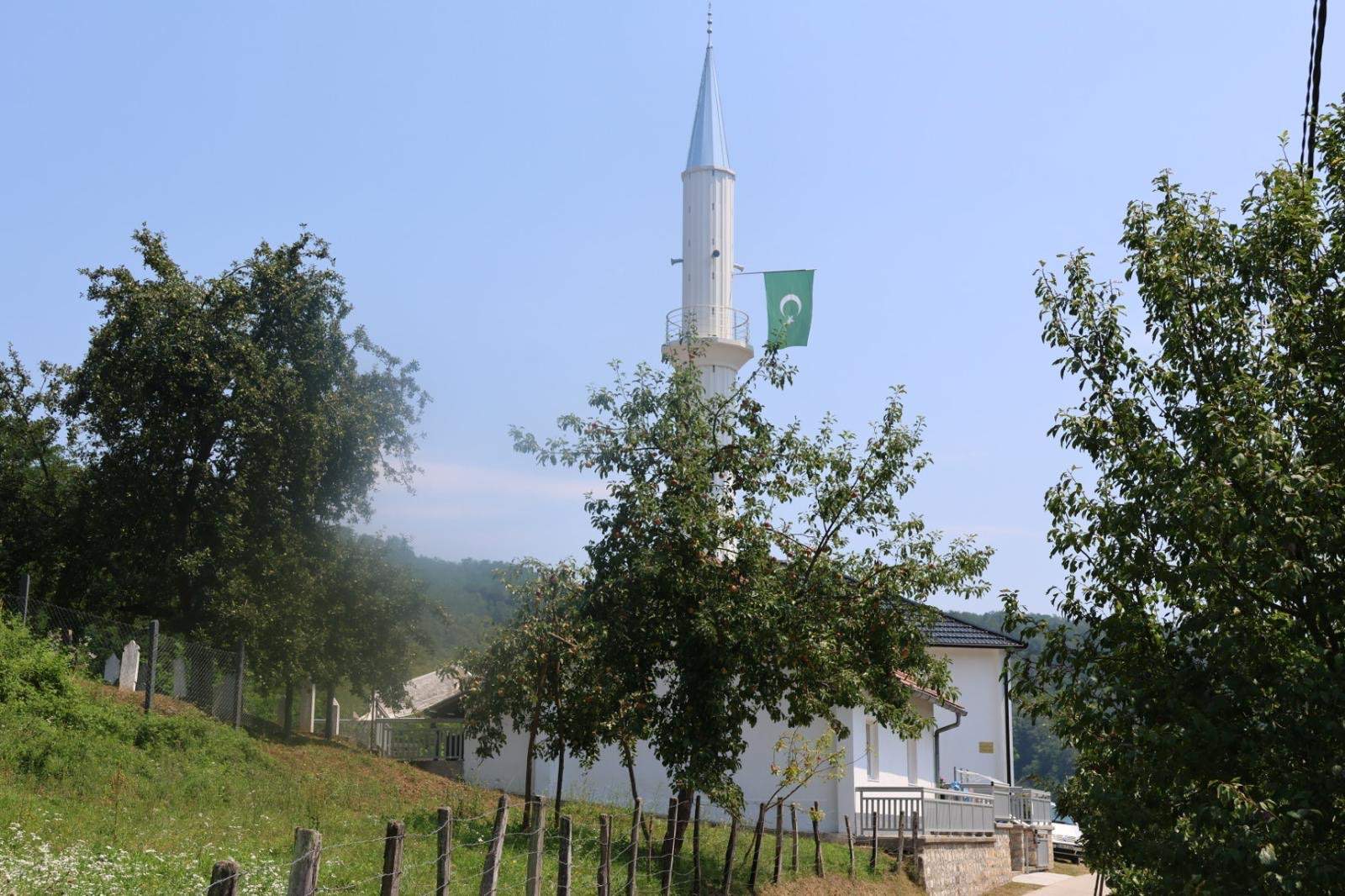 Muftija Fazlović u džematu Glodi kod Zvornika: S vjerom je svako dobro (FOTO)