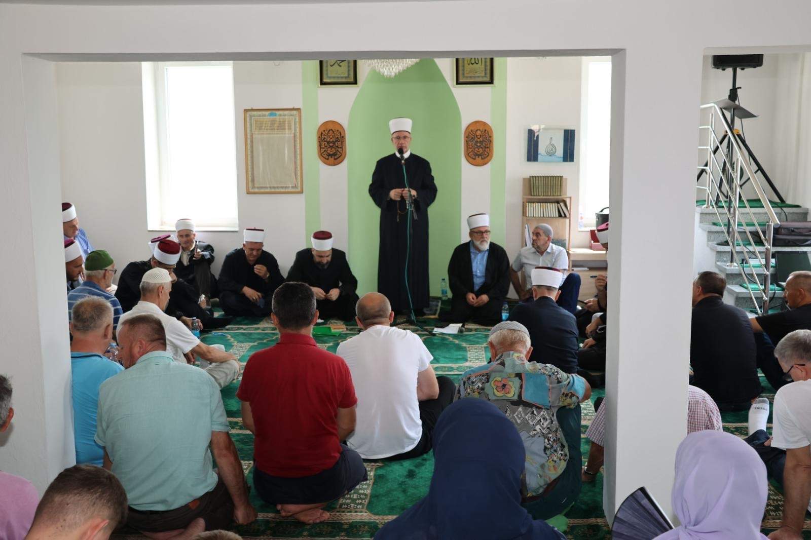 Muftija Fazlović u džematu Glodi kod Zvornika: S vjerom je svako dobro (FOTO)