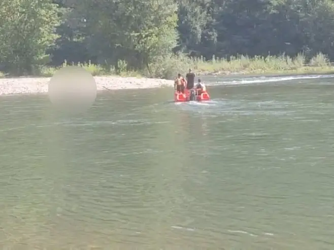 U rijeci Drini pronađeno i beživotno tijelo devetomjesečne bebe, ukupno pronađeno deset utopljenih lica kod Bratunca (FOTO)
