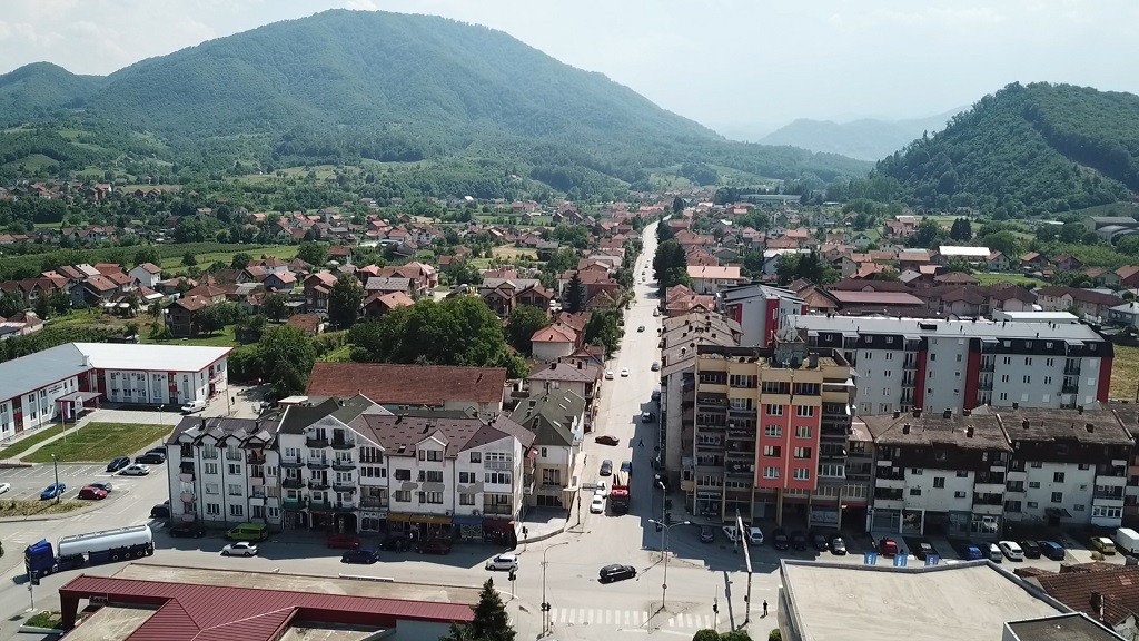 Hapšenje u Bratuncu nakong fizičkog obračuna ispred ugostiteljskog objekta