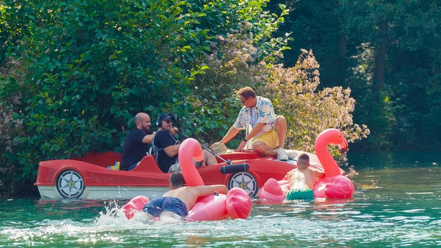 Najezda flamingosa u Jajcu (VIDEO)