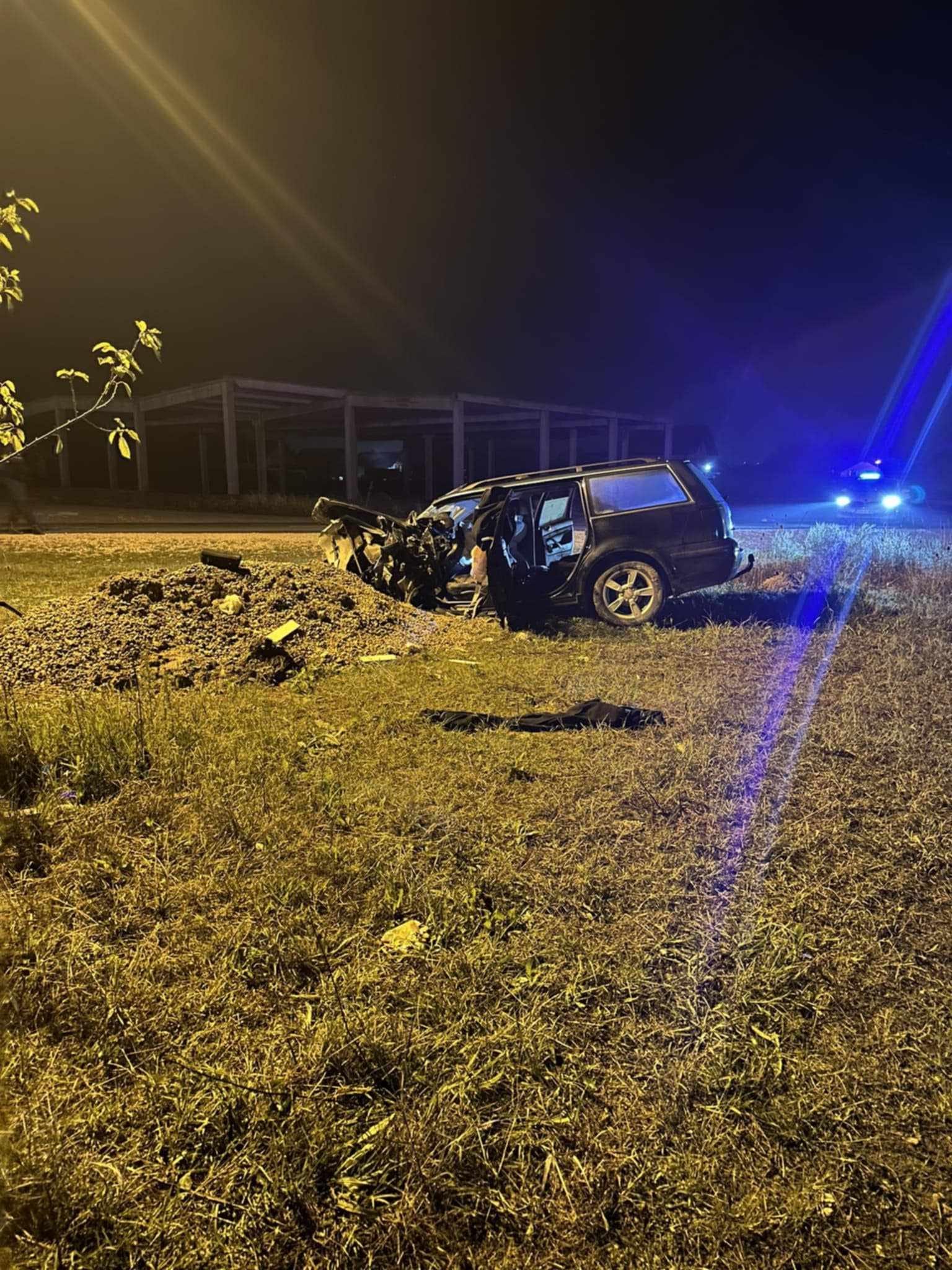 Dvije teške saobraćajne nezgode u Živinicama, jedna osoba mrtva, više lica povrijeđeno (FOTO)