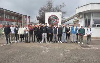 Učenici TŠC-a na praksi u fabričkim halama i pogonima kompanije ''Alumina'' (FOTO)