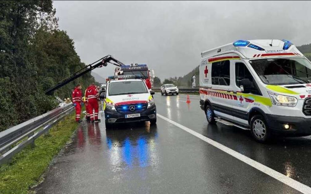 U stravičnoj saobraćajnoj nesreći u Austriji poginuo mladi bračni par iz BiH (FOTO)