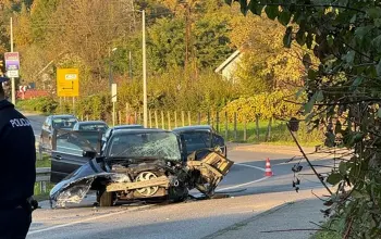 Tri osobe zadobile povrede na putu Kalesija-Živinice (FOTO)