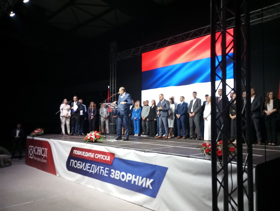 Centralni predizborni skup SNSD-a u Zvorniku: Dolazimo po još jednu pobjedu poručio Milorad Dodik (FOTO+VIDEO)