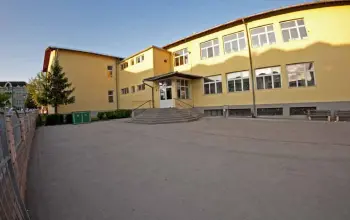 U Kalesiji uhapšeno nekoliko osoba zbog dojave o postavljenoj bombi u školi, pometnja danas nastala u svim školama na opštini