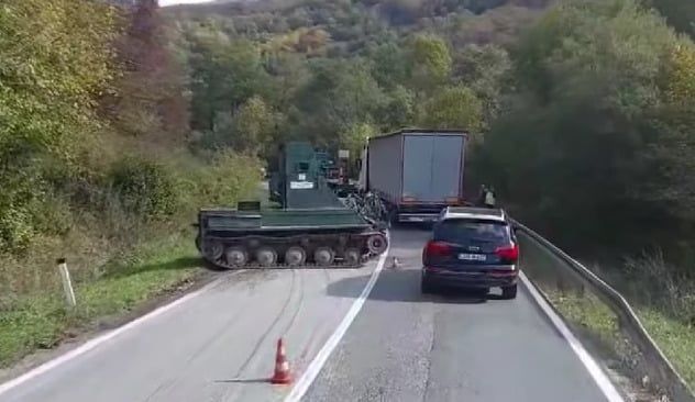 Nema povrijeđenih i oštećenja tokom slijetanja mašine za deminiranje koja se kretala prema Kalesiji