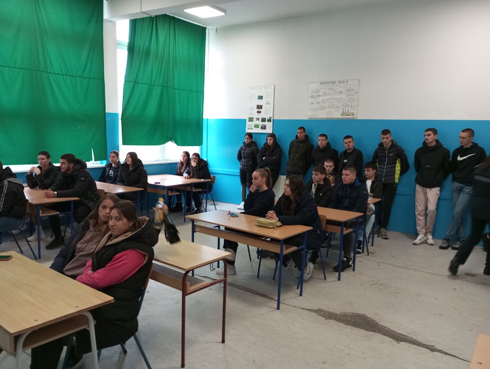 TŠC Karakaj i PU Zvornik: Edukativnim predavanjima ka prevenciji vršnjačkog nasilja