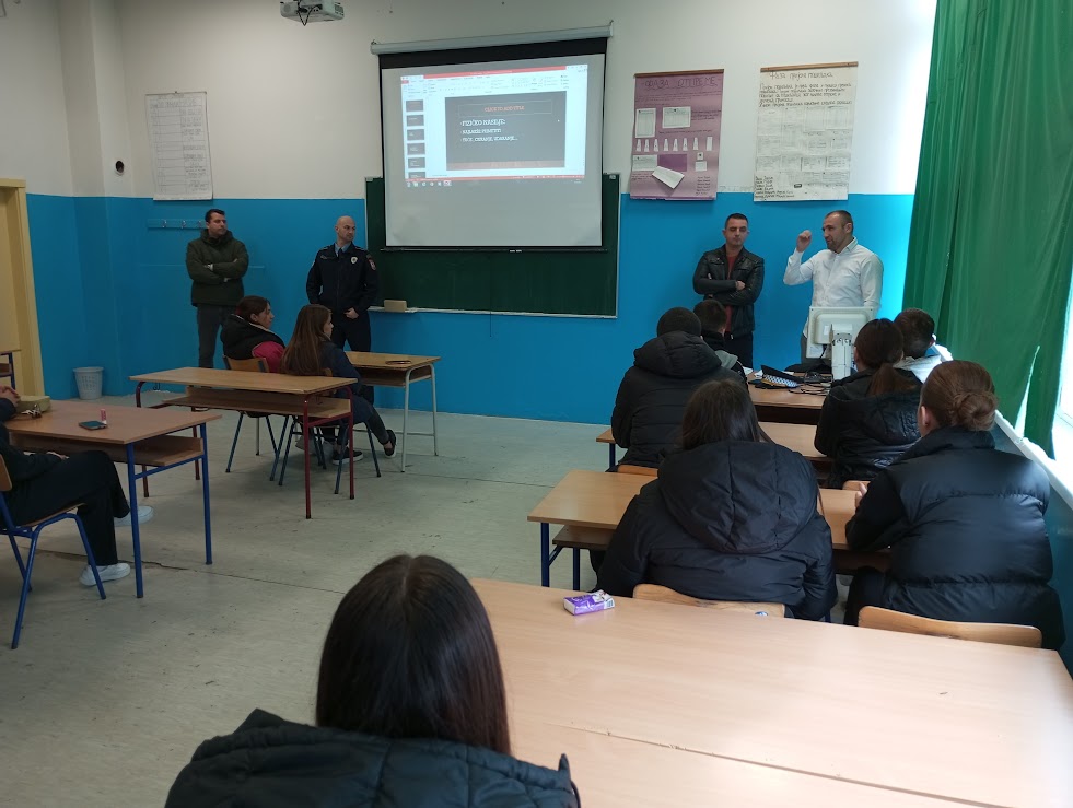 TŠC Karakaj i PU Zvornik: Edukativnim predavanjima ka prevenciji vršnjačkog nasilja