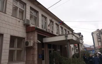 Nema nastave u drugoj smjeni centralne škole ''Sveti Sava'' Zvornik, prijavljena podmetnuta bomba i u zgradi Gradske uprave (FOTO)