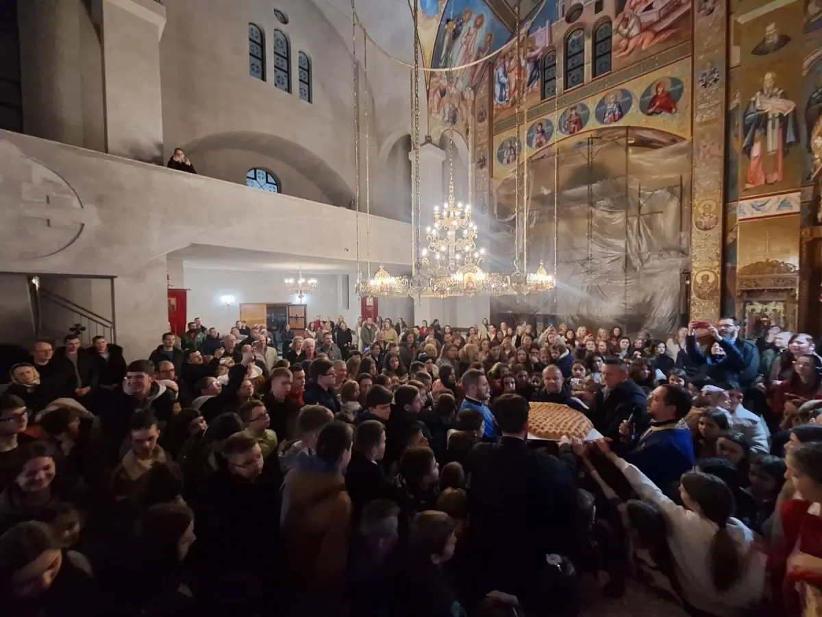 Saborni hram u Zvorniku: Nikola Protić iz Osmaka pronašao zlatnik iz česnice (FOTO)