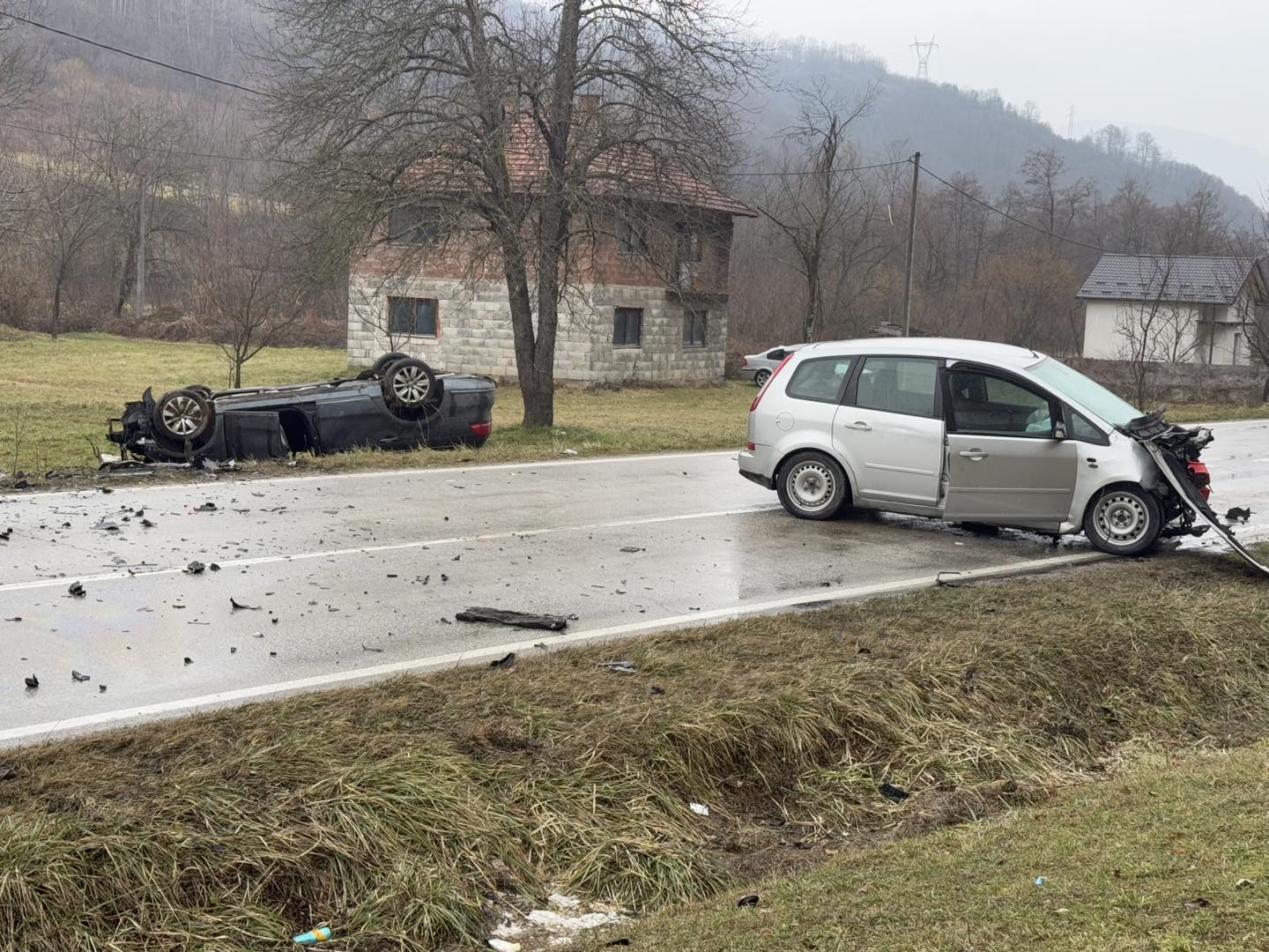 Novi detalji saobraćajke kod Bratunca, u sudaru povrijeđeno više osoba