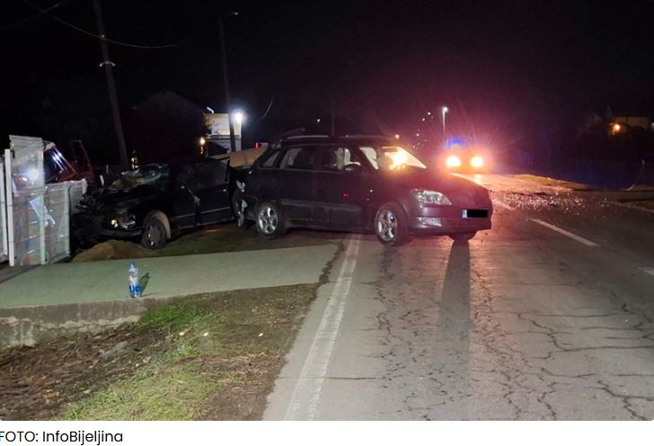 Još jedna tragična saobraćajna nezgoda na putu kod Bijeljine, poginuo traktorista (FOTO)