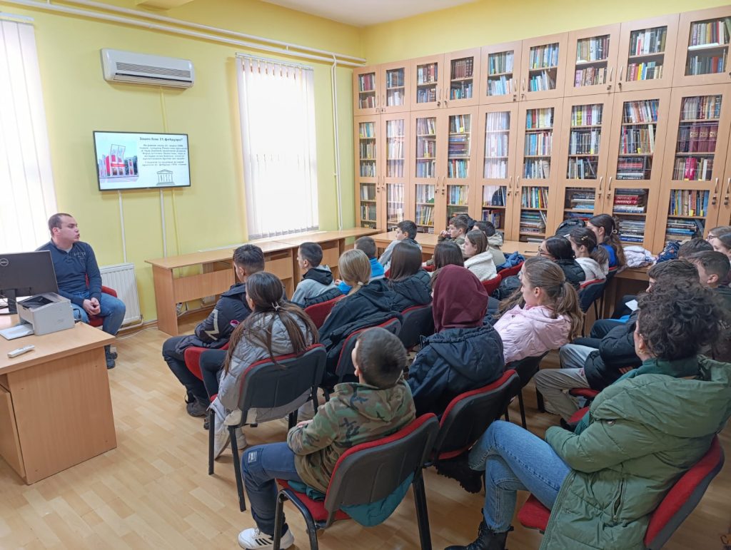 Narodna biblioteka Zvornik: Međunarodni dan maternjeg jezika – predavanje i kviz „Jezik naš nasušni“