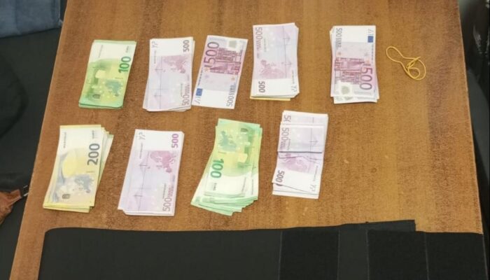 Na tuzlanskom aerodromu oduzeta veća količina novca (FOTO)