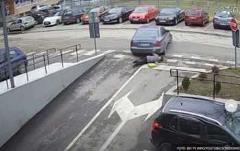 Mercedesom u Zvorniku udario ženu, kamere snimile nesreću (VIDEO)