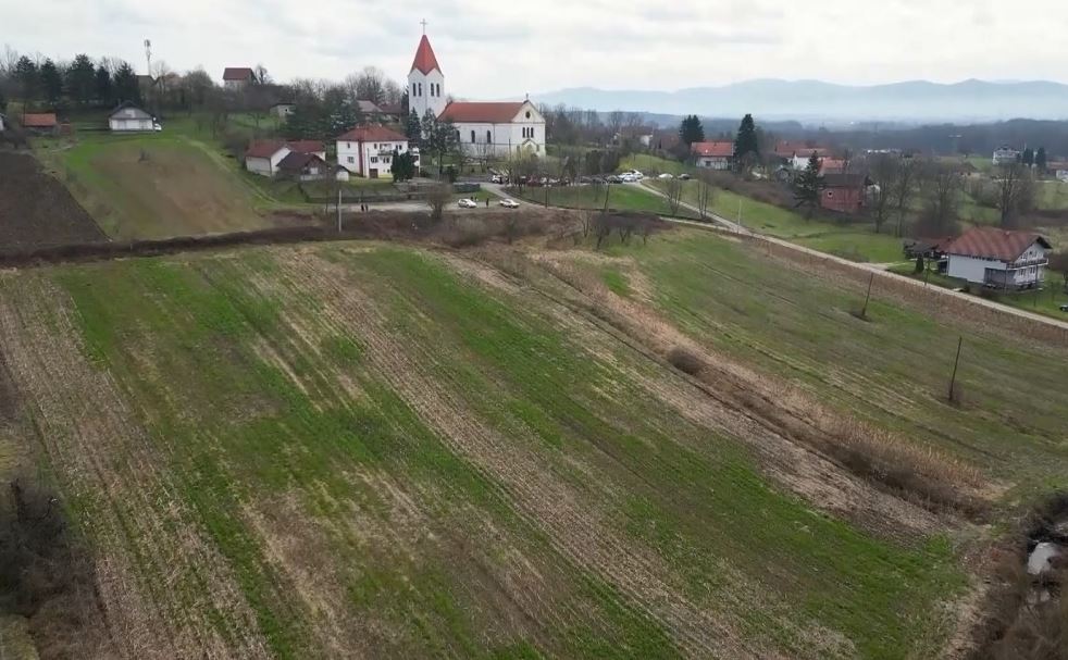 Kod Tuzle prodana crkvena zemlja površine 16 dunuma lokalnoj firmi