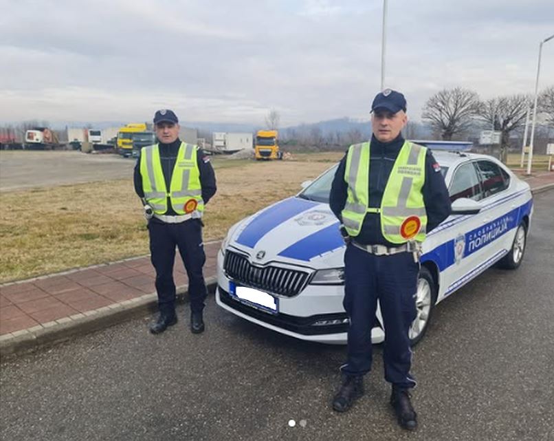 Policajci iz Loznice Milivoje Dišić i Dušan Mitrić heroji sedmice