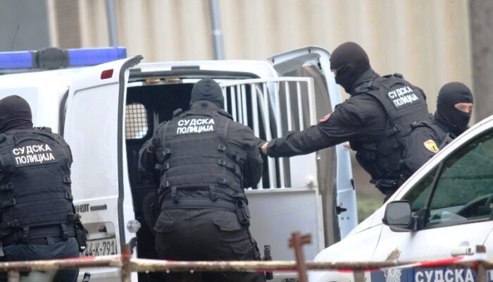 Policijska uprava Zvornik: Uhapšeno lice iz Bijeljine jer je nakon odbijanja alkotesta počelo vikati i vrištati pored automobila