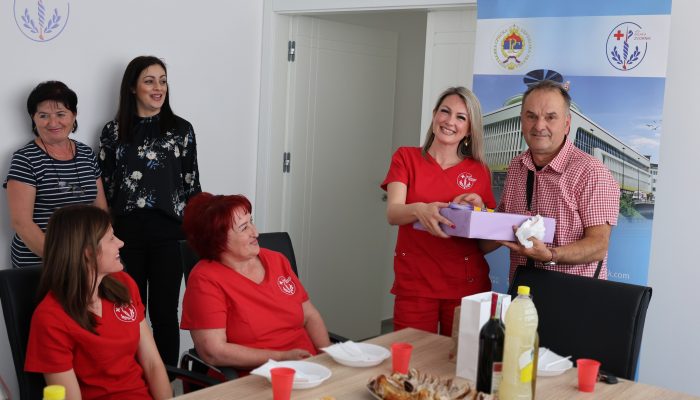 Arhivar bolnice u Zvorniku ispraćen u penziju