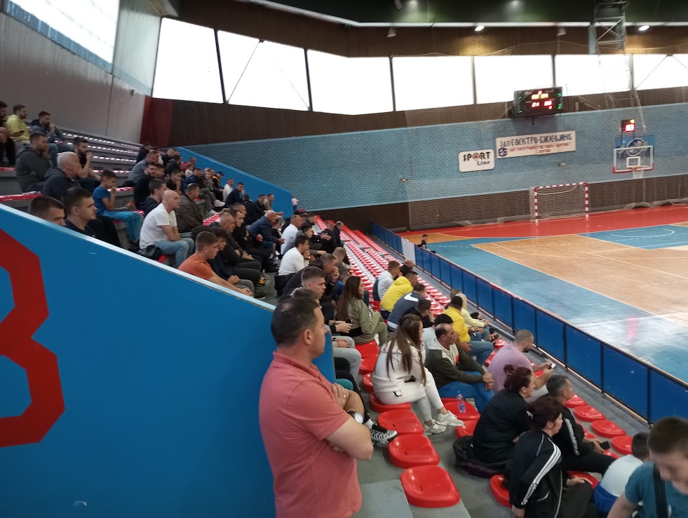 Sudijska lakrdija na košarkaškoj utakmici u Zvorniku, Spartak Prijedor slavio i u uzvratnoj utakmici te se plasirao u finale plejofa