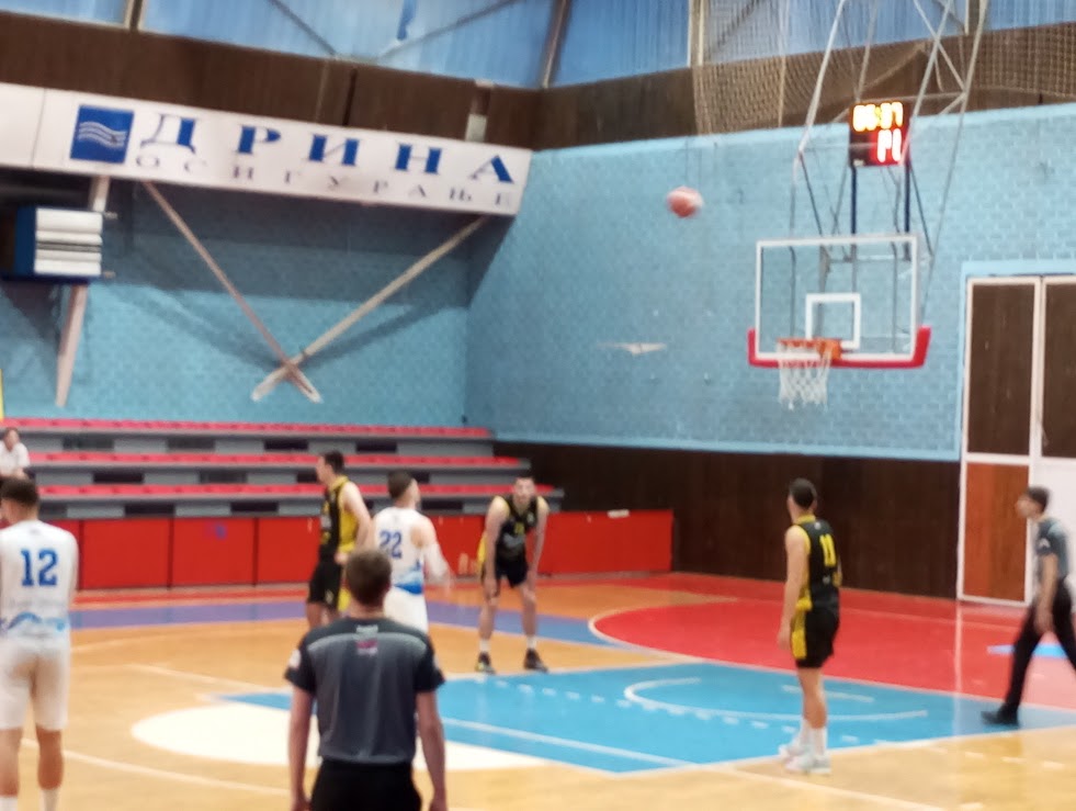 Sudijska lakrdija na košarkaškoj utakmici u Zvorniku, Spartak Prijedor slavio i u uzvratnoj utakmici te se plasirao u finale plejofa