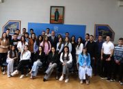 Prijemi povodom Dana grada Zvornika, vukovce, dobrovoljne davaoce krvi, strijelce protivgradne zaštite i predstavnike medija ugostio gradonačelnik Bojan Ivanović (FOTO)