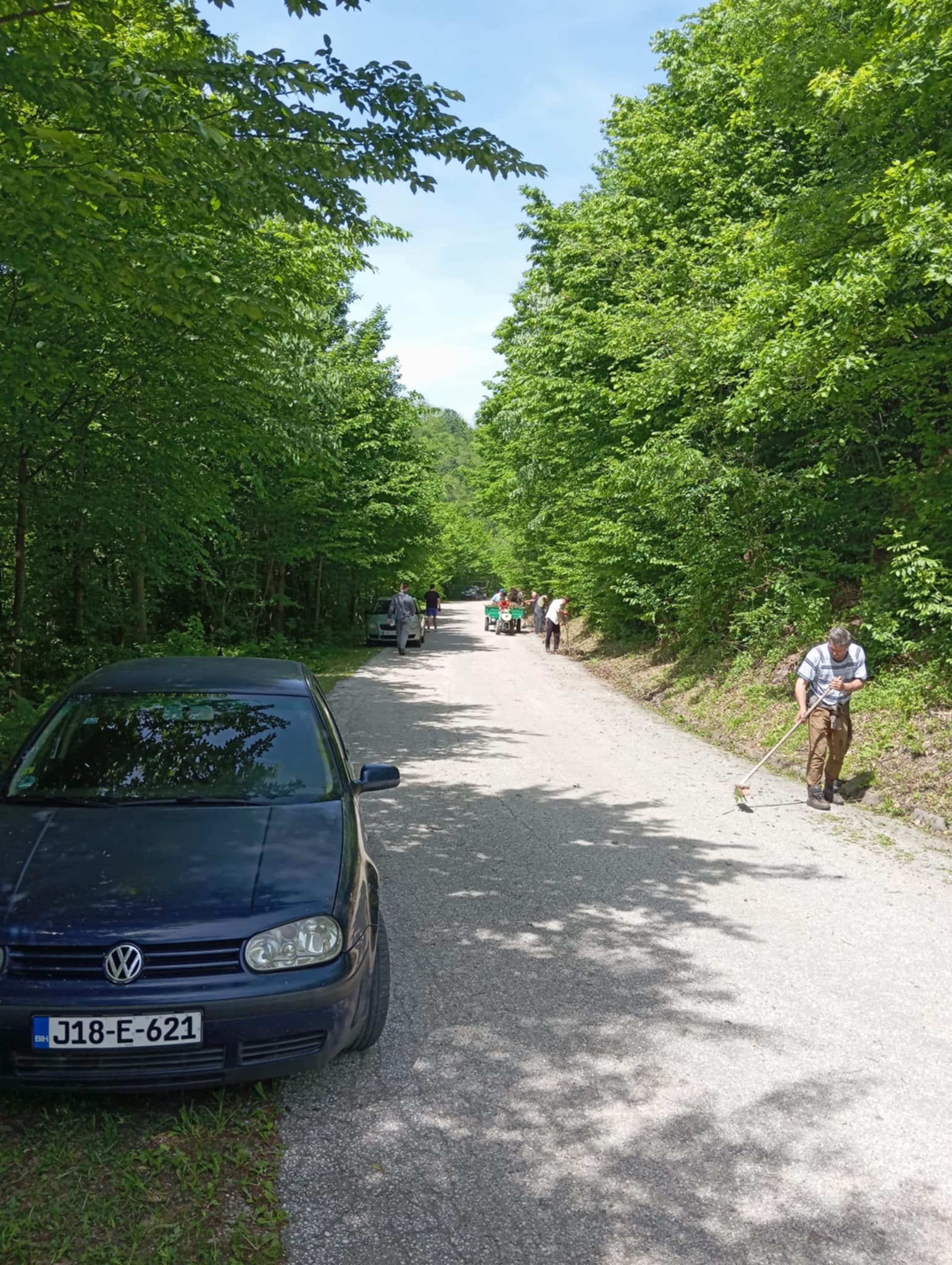 Zajedništvo na djelu: Mještani Kula Grada uredili put do Zlatnih Voda (FOTO)