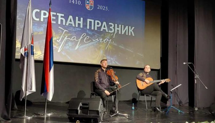Grupa „Kalem“ održala koncert u Zvorniku povodom dana grada