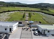 U Memorijalnom centru Gornja Kalesija uređeno šehidsko mezarje: Pripreme za 27. kolektivnu dženazu (VIDEO)