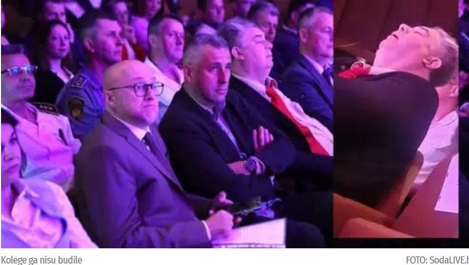 Pomoćnik gradonačelnika zaspao tokom ceremonije otvaranja sajma (FOTO)