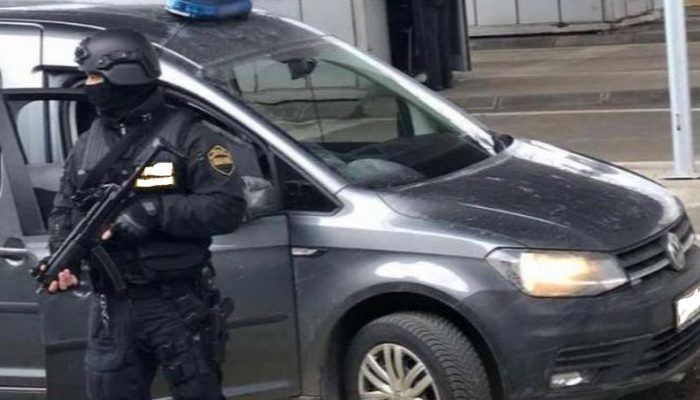 Teško povrijeđen sudski policajac prilikom postupanja po naredbi Općinskog suda u Živinicama