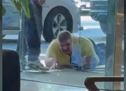 Nakon što je pretučen, oglasio se Saša Mirković iz bolnice