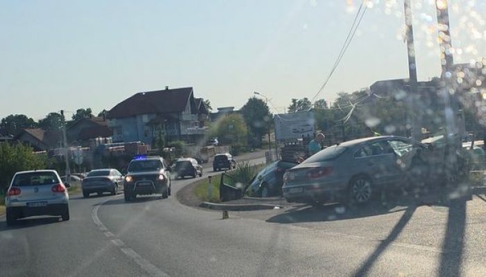 Pet osoba zadobilo povrede na magistralnom putu Zvornik-Tuzla, teško povrijeđena djevojka iz Zvornika? (FOTO)