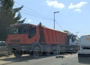 Bilans sudara dva kamiona u Meterizama: Jedno lice lakše povrijeđeno (FOTO)