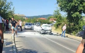 Nova saobraćajna nezgoda na ”Pisti” između Kalesije i Živinica, više lica povrijeđeno (FOTO)