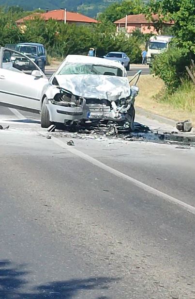 Nova saobraćajna nezgoda na ''Pisti'' između Kalesije i Živinica, više lica povrijeđeno (FOTO)