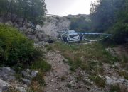 Na putu prema moru tragična saobraćajna nesreća, smrtno stradali majka i dijete (FOTO)