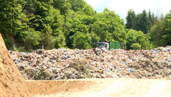 Bez reakcije nakon ekološke katastrofe u naselju kod Vlasenice