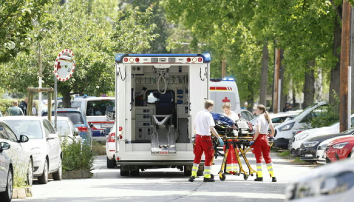 Graz: U pucnjavi u školi ubijeno najmanje 10 osoba, policija evakuirala školu (VIDEO)