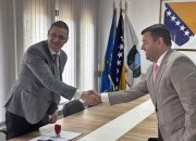 Državni ministar boravio u Kalesiji, potpisan ugovor za izgradnju puta prema povratničkom naselju Jeginov Lug