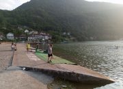 Ljeto na Diviču može da počne: Uređuje se plaža, stigao pijesak za odbojkaško igralište, počinju treninzi veslača (FOTO)