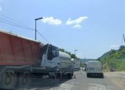 Teška saobraćajna nezgoda u Meterizama, najmanje jedno lice tešo povrijeđeno, saobraćaj otežan… (FOTO)