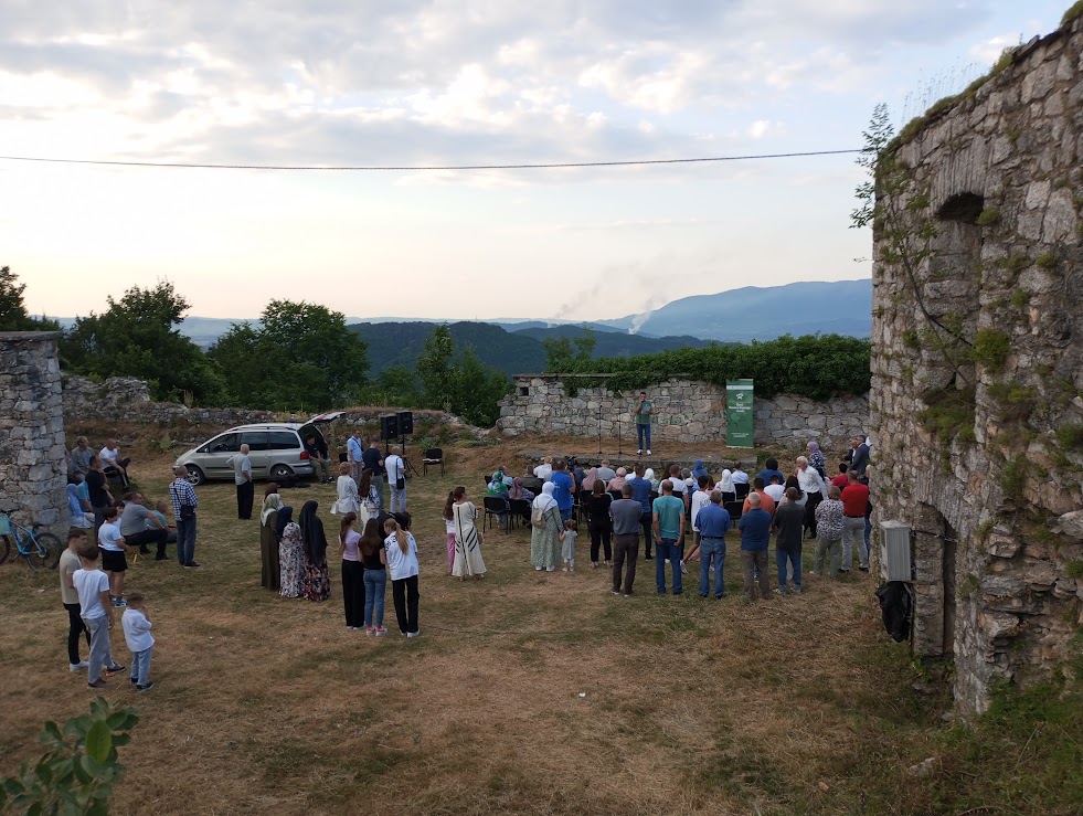 Književno veče na Kula Gradu: Esma Bandić dobitnica nagrade “Hasan Kaimija” za najbolji roman (FOTO)