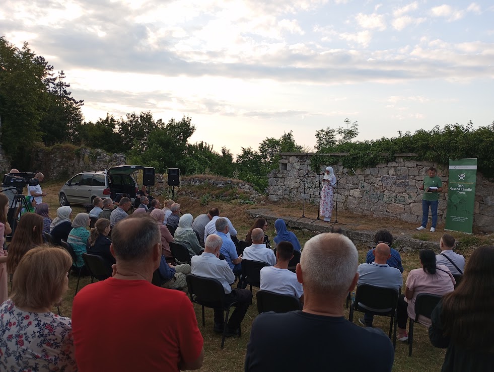 Književno veče na Kula Gradu: Esma Bandić dobitnica nagrade “Hasan Kaimija” za najbolji roman (FOTO)