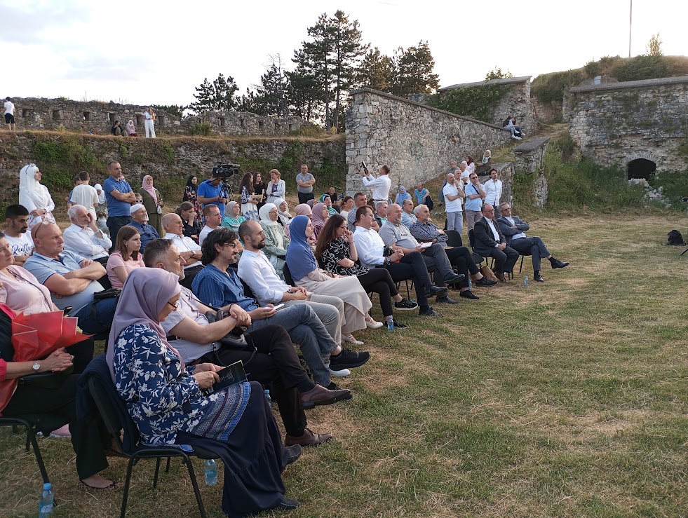 Književno veče na Kula Gradu: Esma Bandić dobitnica nagrade “Hasan Kaimija” za najbolji roman (FOTO)