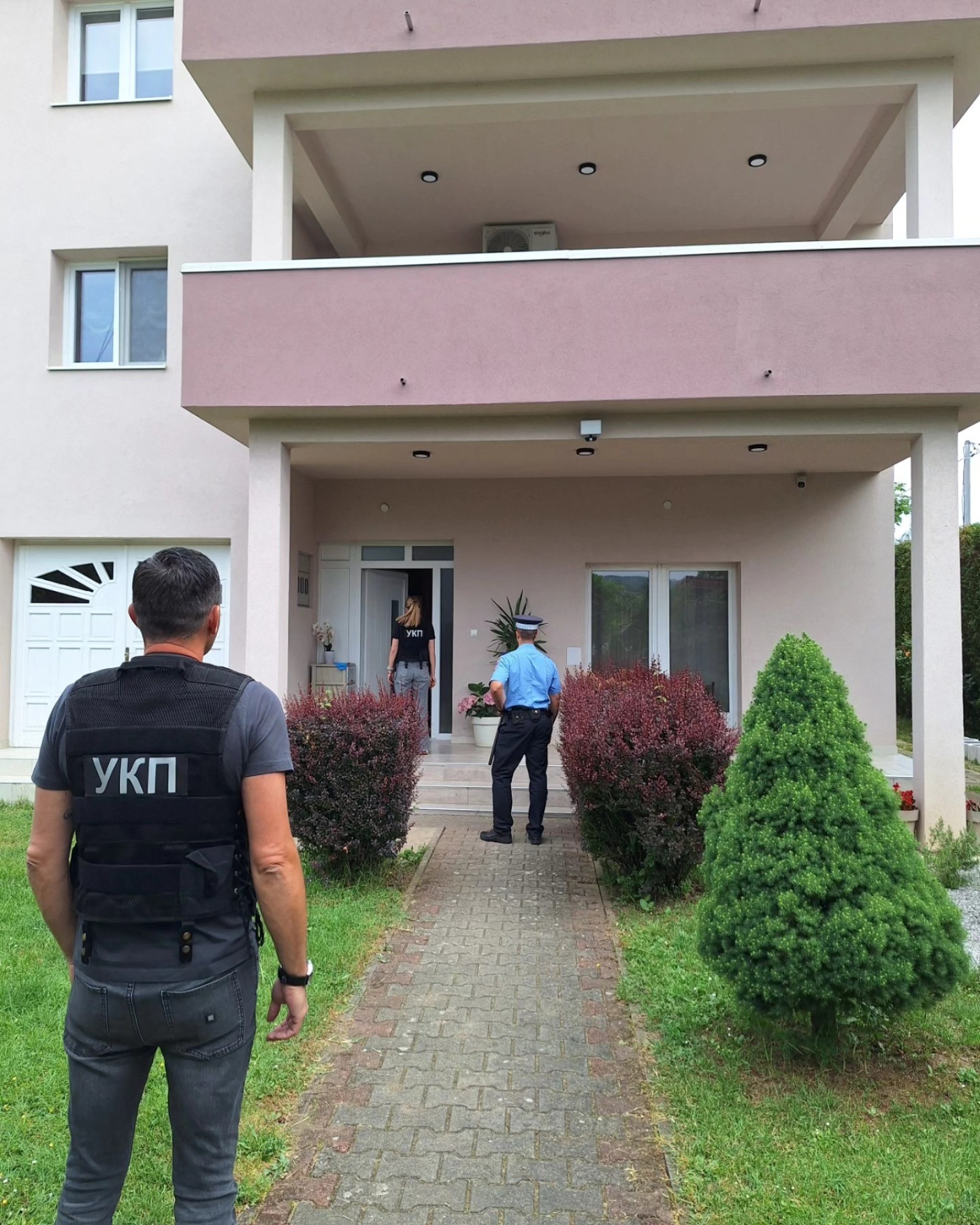 Akcija MUP-a RS-a u Tesliću, uhapšen predsjednik SDS-a Milan Miličević, u toku pretresi!? (FOTO)